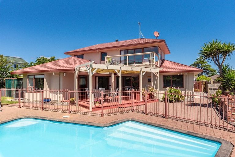 Photo of property in 303 Manly Street, Paraparaumu Beach, Paraparaumu, 5032