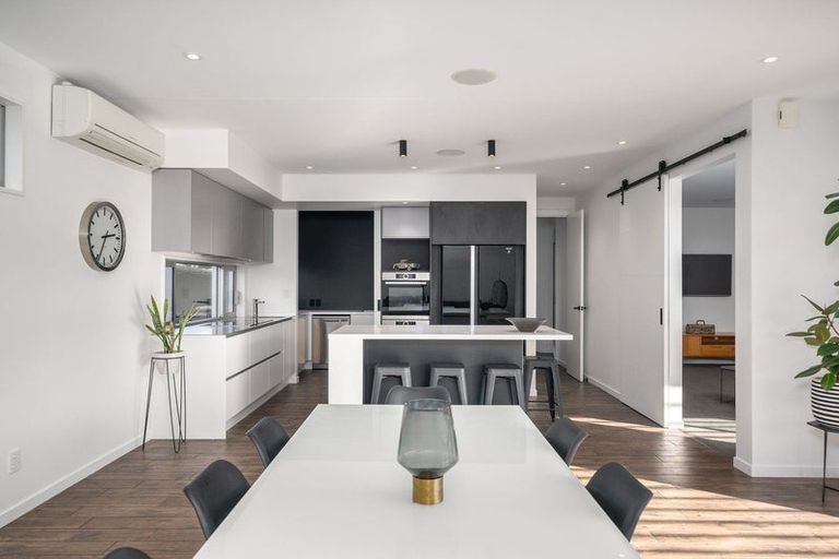 Photo of property in 8 Rostrevor Place, Mairehau, Christchurch, 8052