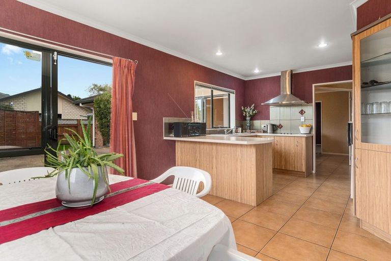 Photo of property in 49 Oteki Park Drive, Welcome Bay, Tauranga, 3112