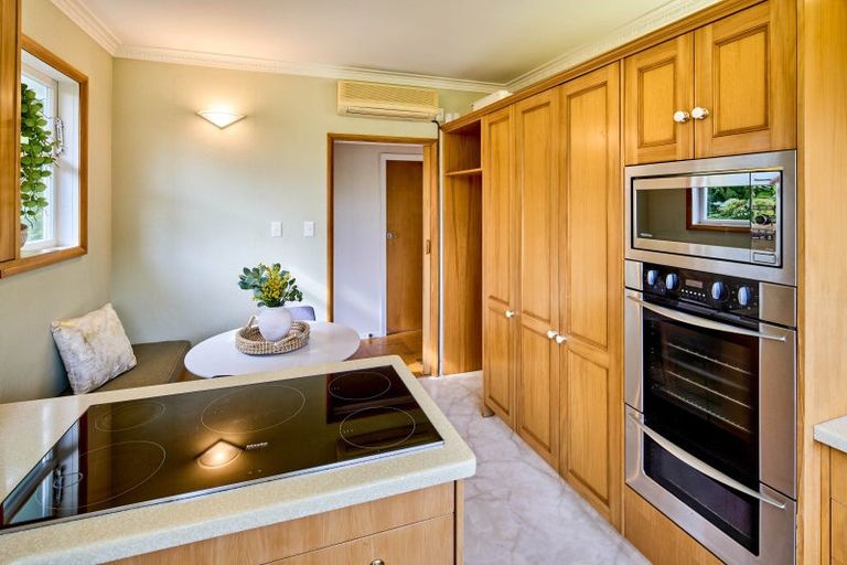 Photo of property in 65 Queens Grove, Hutt Central, Lower Hutt, 5010