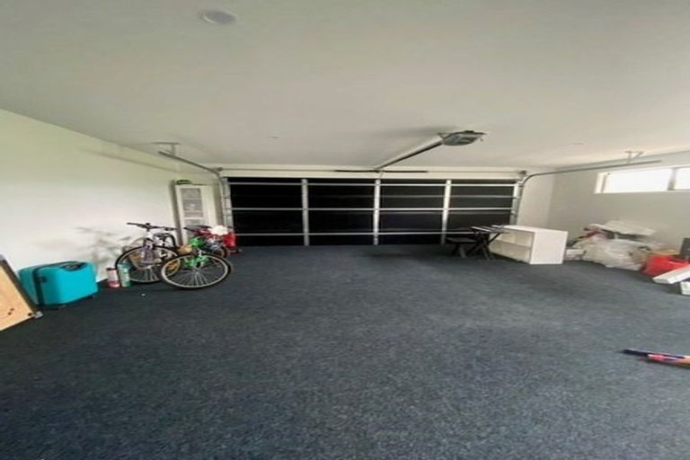 Photo of property in 52 Atherton Terrace, Churton Park, Wellington, 6037