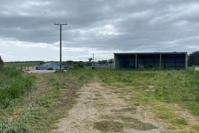 Photo of property in 5 Kakaramea Road, Kakaramea, Patea, 4598