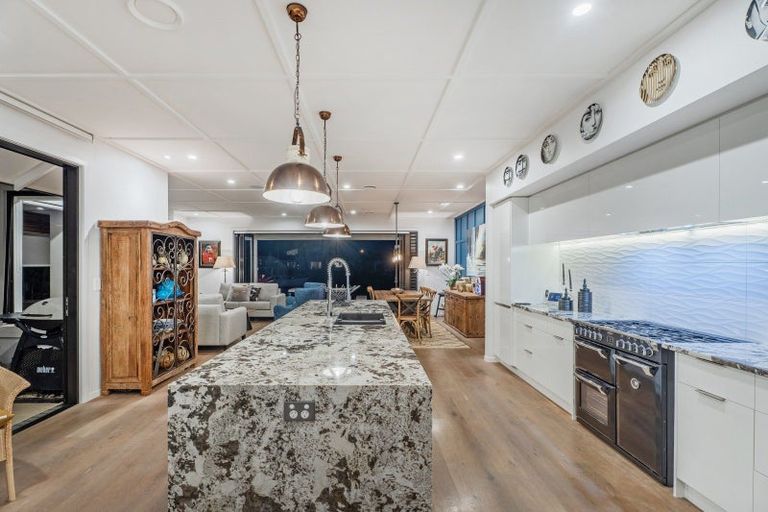 Photo of property in 15 Leeward Drive, Whitianga, 3510