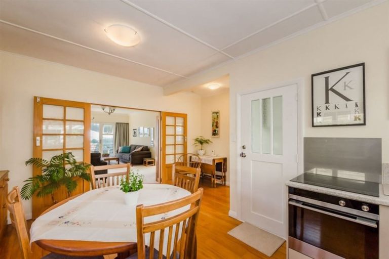 Photo of property in 129 Rosetta Road, Raumati South, Paraparaumu, 5032