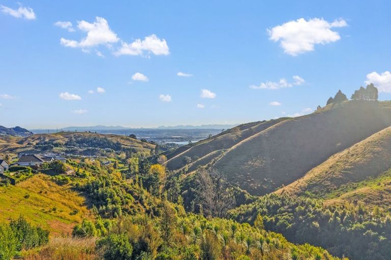 Photo of property in 24 Huntaway Close, Stoke, Nelson, 7011