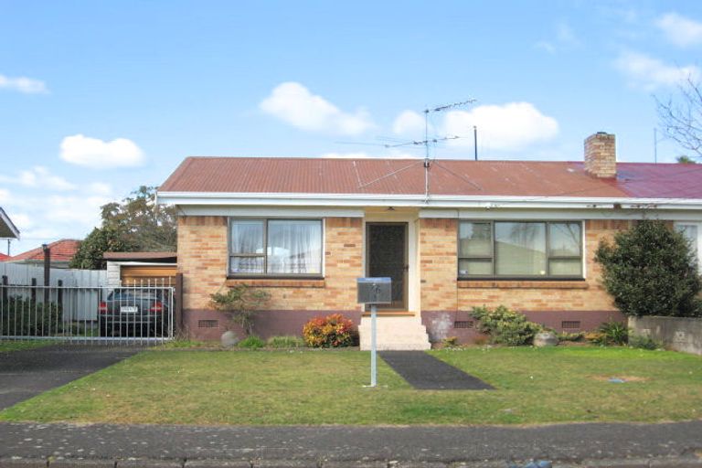 Photo of property in 1/16 Elizabeth Street, Papakura, 2110