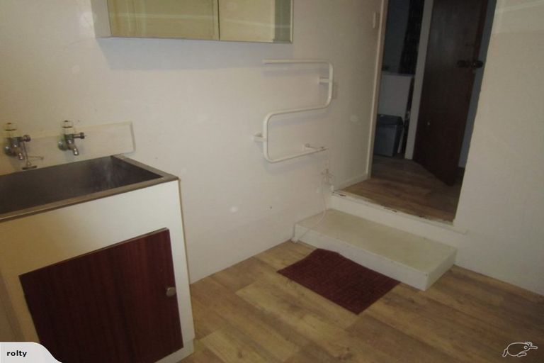 Photo of property in 1/70 Hawke Street, New Brighton, Christchurch, 8083