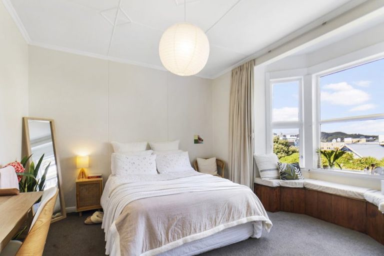 Photo of property in 34 Drummond Street, Mount Cook, Wellington, 6021