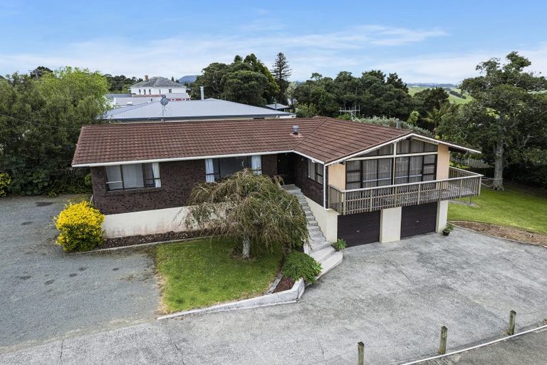 Photo of property in 9 Tauraroa Road, Maungakaramea, Whangarei, 0178