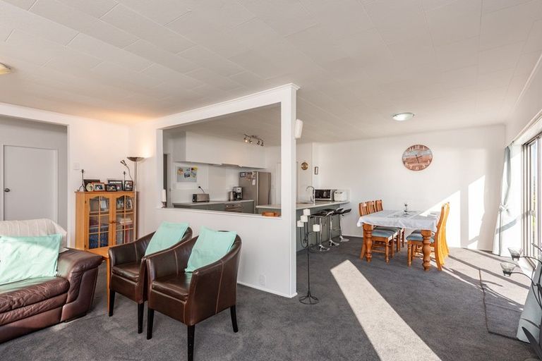 Photo of property in 5 Raebern Lane, Raumati Beach, Paraparaumu, 5032