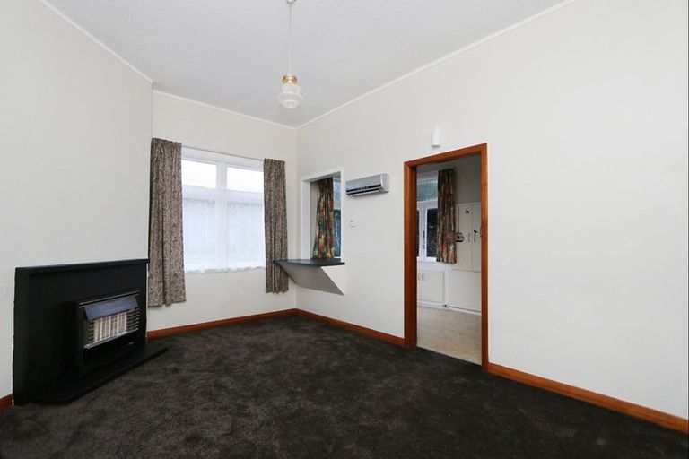 Photo of property in 36 Lyndhurst Street, Takaro, Palmerston North, 4412