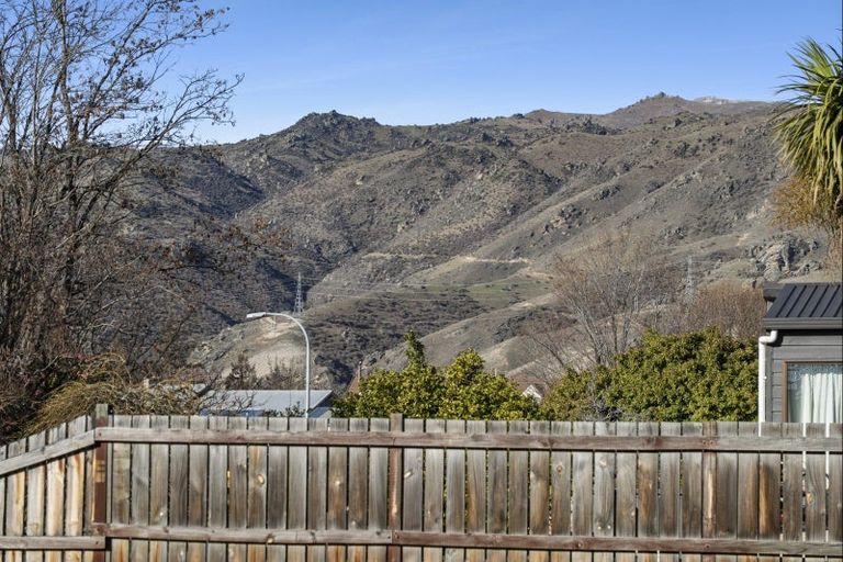 Photo of property in 3 Kerry Court, Cromwell, 9310