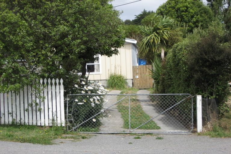 Photo of property in 150 Marine Drive, Diamond Harbour, Lyttelton, 8971