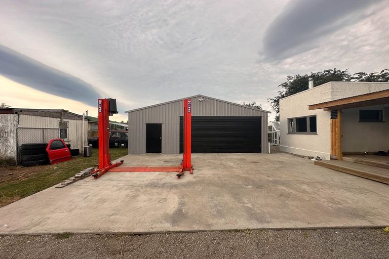 Photo of property in 22 Charles Street, Takapau, 4203