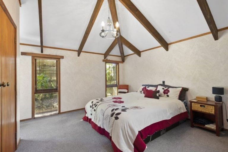 Photo of property in 5 Dalton Grove, Stokes Valley, Lower Hutt, 5019