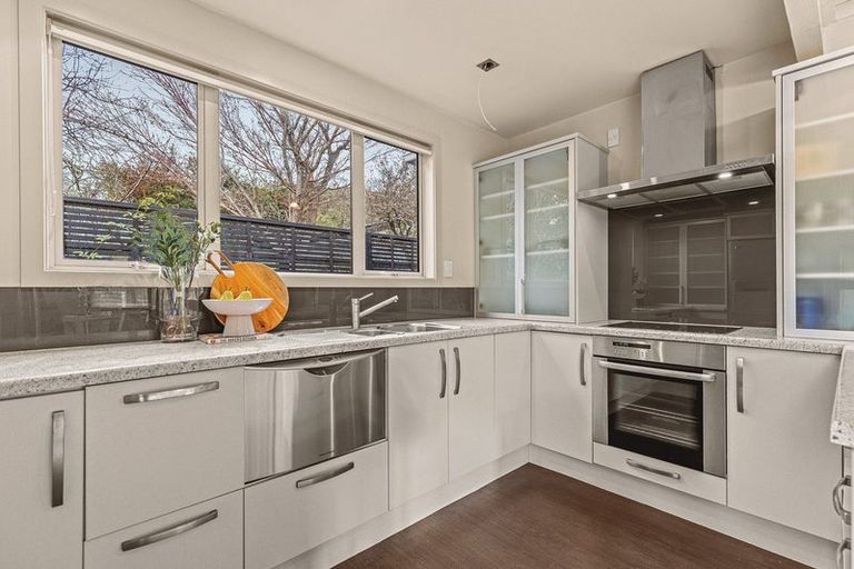 Photo of property in 8a Nayland Street, Sumner, Christchurch, 8081