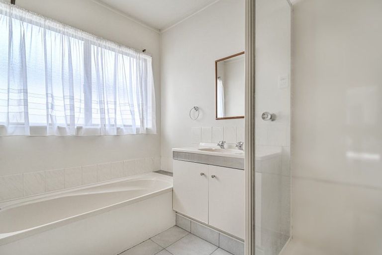 Photo of property in 22 Woodlands Drive, Havelock North, 4130