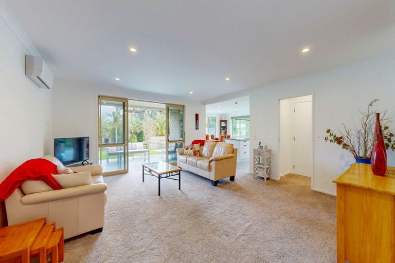 Photo of property in 12 Titoki Lane, Whangamata, 3691