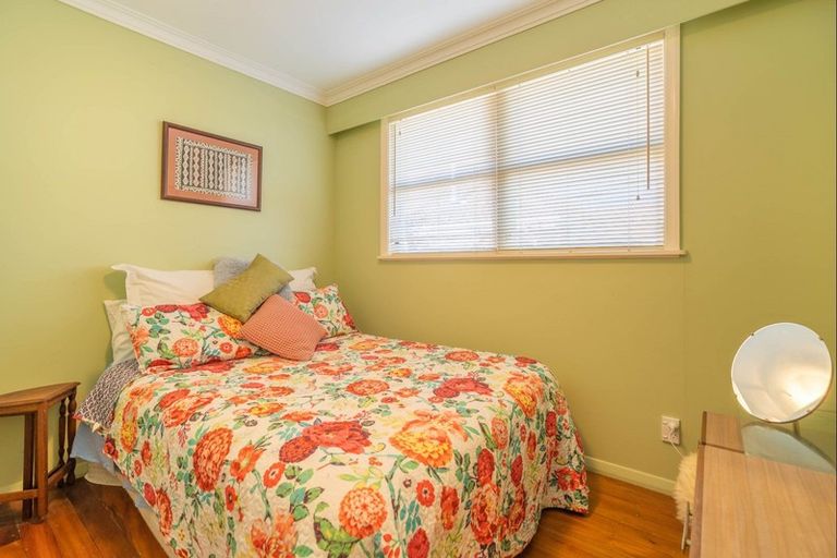 Photo of property in 110 Wellington Road, Paekakariki, 5034