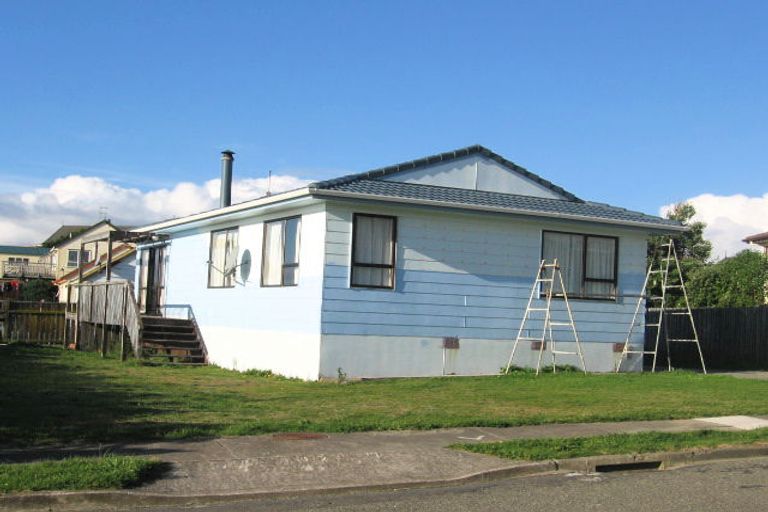 Photo of property in 20 Moki Street, Titahi Bay, Porirua, 5022