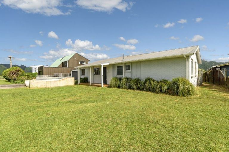 Photo of property in 1 Farm Road, Waihi Beach, 3611