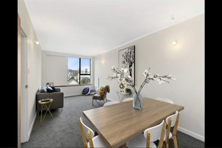 Photo of property in Hobson Court Flats, 27/70 Hobson Street, Thorndon, Wellington, 6011