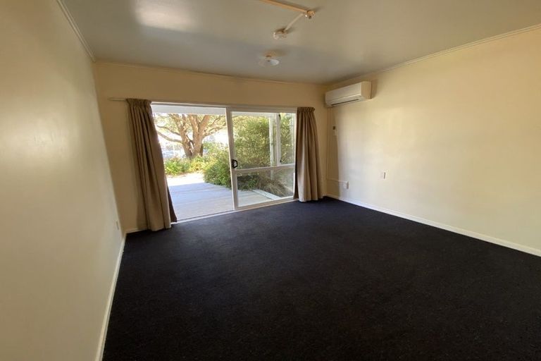 Photo of property in 95 Farmer Crescent, Taita, Lower Hutt, 5011