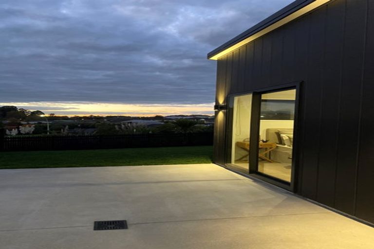 Photo of property in 24 Halo Green, Peacocke, 3206