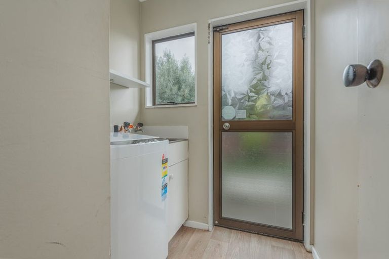 Photo of property in 59 Raglan Avenue, Cloverlea, Palmerston North, 4412