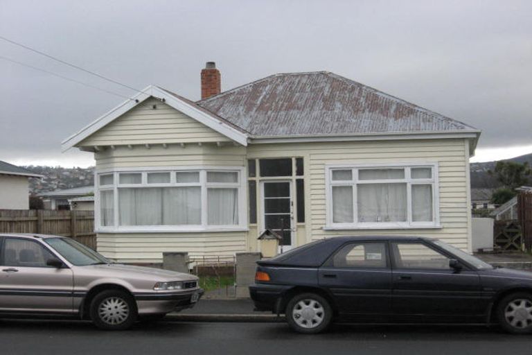 Photo of property in 122 Bay View Road, South Dunedin, Dunedin, 9012