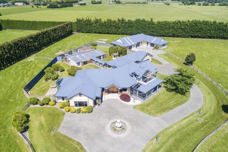 Photo of property in 12 White Horse Drive, Westbrook, Palmerston North, 4475