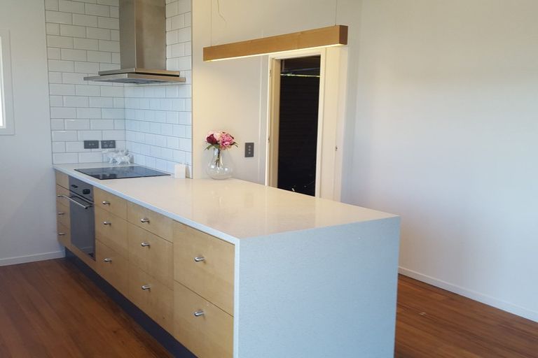 Photo of property in 2/146 Soleares Avenue, Mount Pleasant, Christchurch, 8081