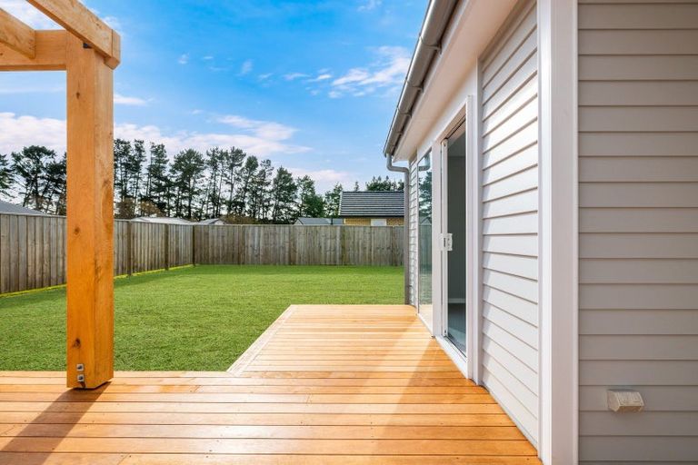 Photo of property in 27 Plover Avenue, Amberley, 7410