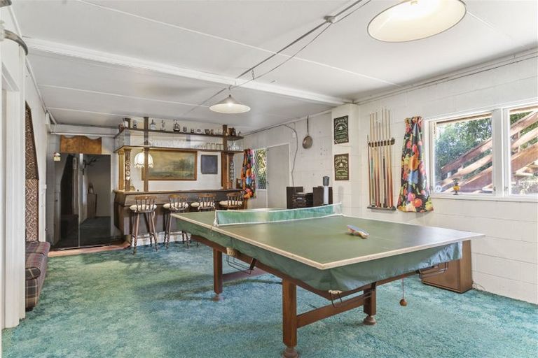 Photo of property in 301 Pakuranga Road, Pakuranga Heights, Auckland, 2010