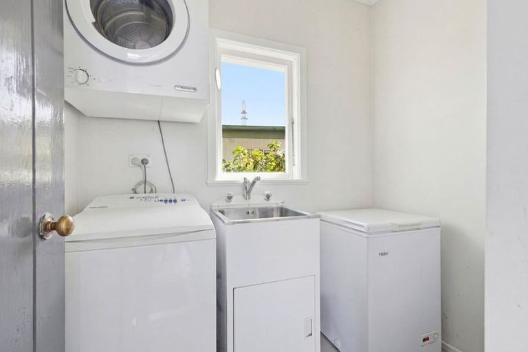 Photo of property in 19 Stark Street, Durie Hill, Whanganui, 4500