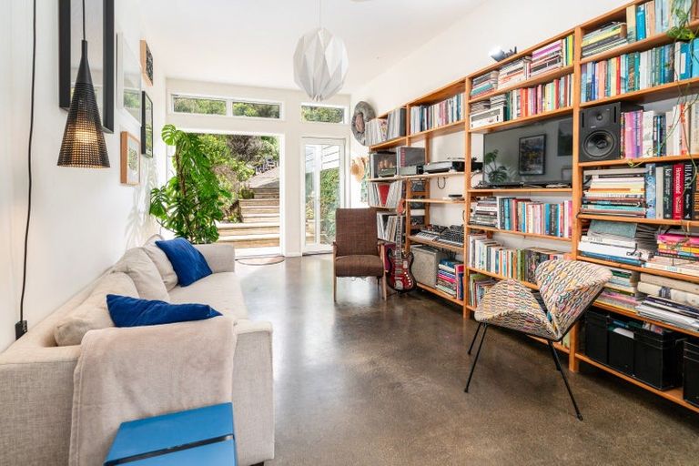 Photo of property in 15a Hoggard Street, Vogeltown, Wellington, 6021