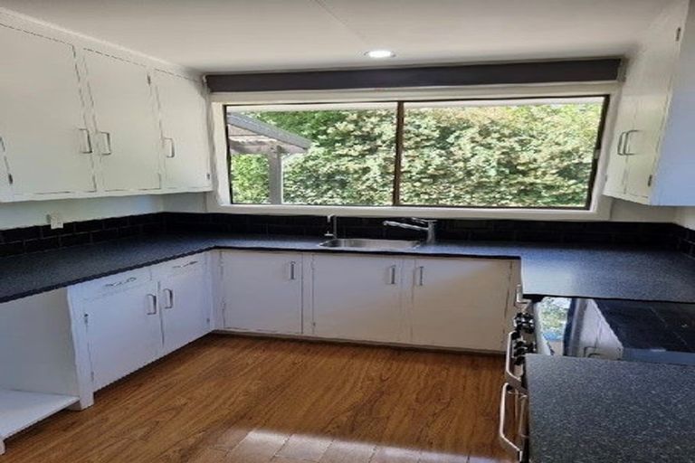 Photo of property in 10 Iona Street, Lawrence, 9532