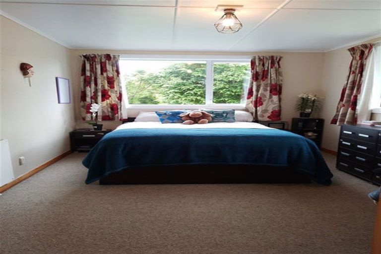 Photo of property in 9 Clifford Street, Clinton, 9534