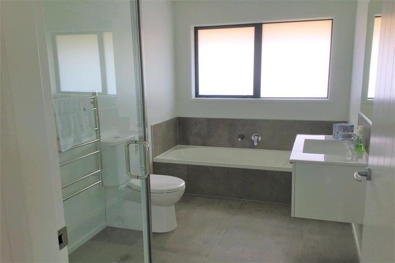 Photo of property in 23 Robley Road, Pyes Pa, Tauranga, 3112