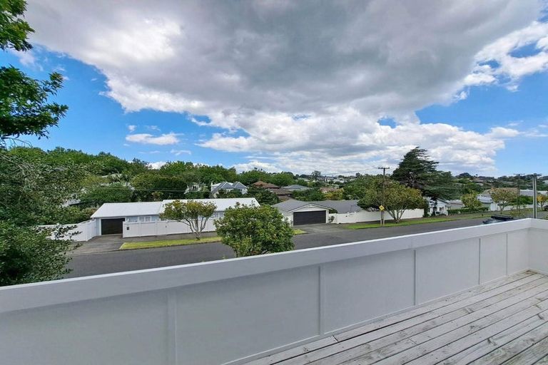 Photo of property in 2/21 Kelvin Road, Remuera, Auckland, 1050