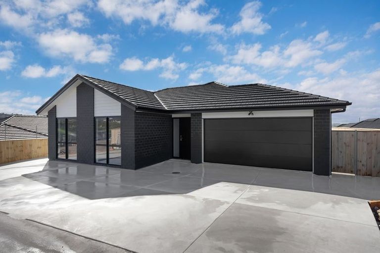 Photo of property in 2 Vintner Lane, Pokeno, 2402