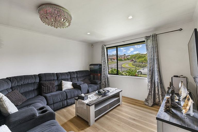 Photo of property in 48 Isabella Drive, Pukekohe, 2120