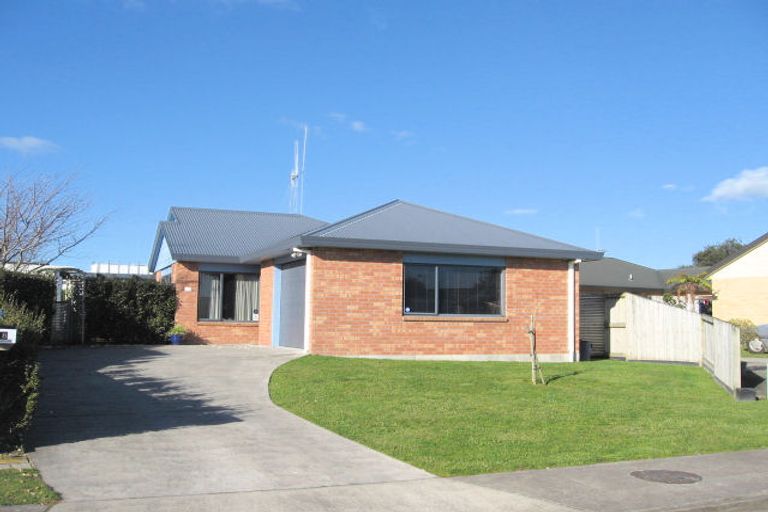 Photo of property in 18 Northmeadow Drive, Rototuna, Hamilton, 3210