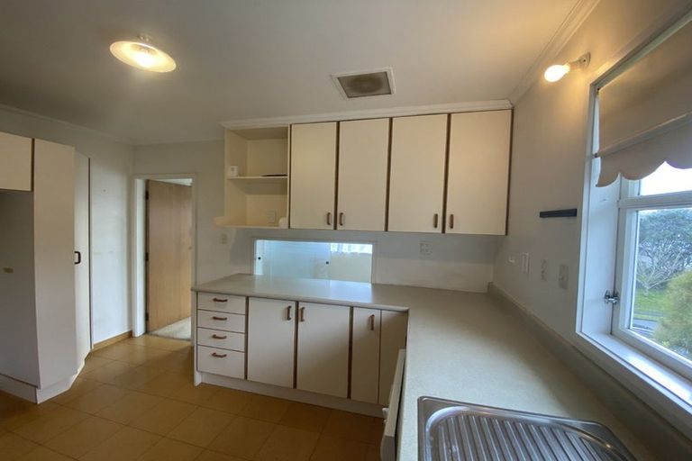 Photo of property in 23 Oriel Avenue, Tawa, Wellington, 5028