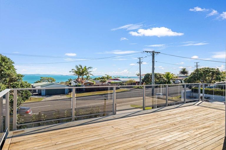 Photo of property in 1319 Whangaparaoa Road, Army Bay, Whangaparaoa, 0930