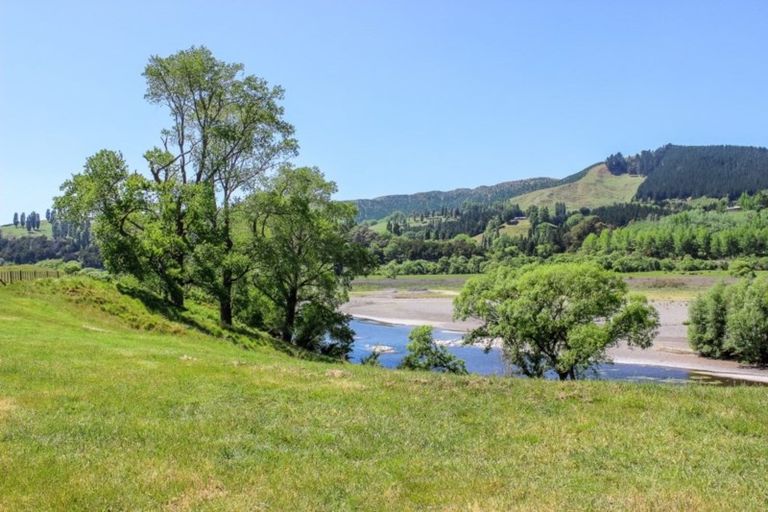 Photo of property in 540 Matangi Road, Matangi, Hamilton, 3284