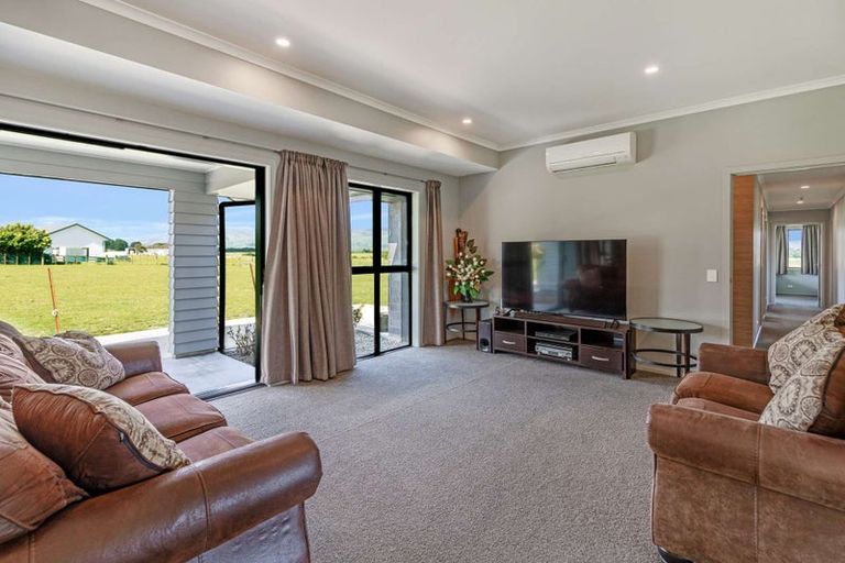 Photo of property in 21 Meavy Lane, Ashhurst, Palmerston North, 4470