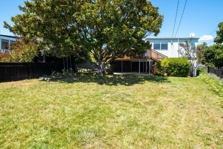 Photo of property in 15 Emerald Hill, Havelock North, 4130