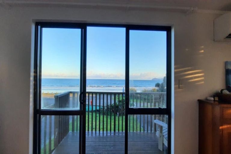 Photo of property in 138 The Parade, Paekakariki, 5034