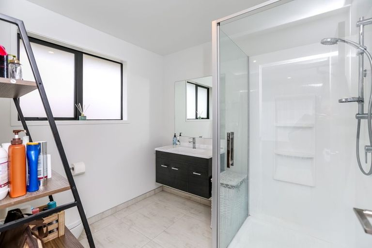 Photo of property in 23 Smith Street, Lepperton, New Plymouth, 4373